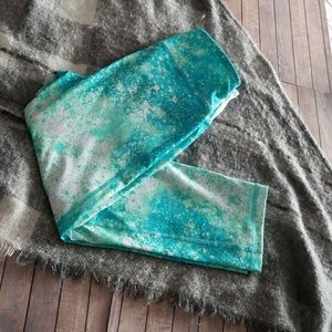 Old Navy cropped compression pants